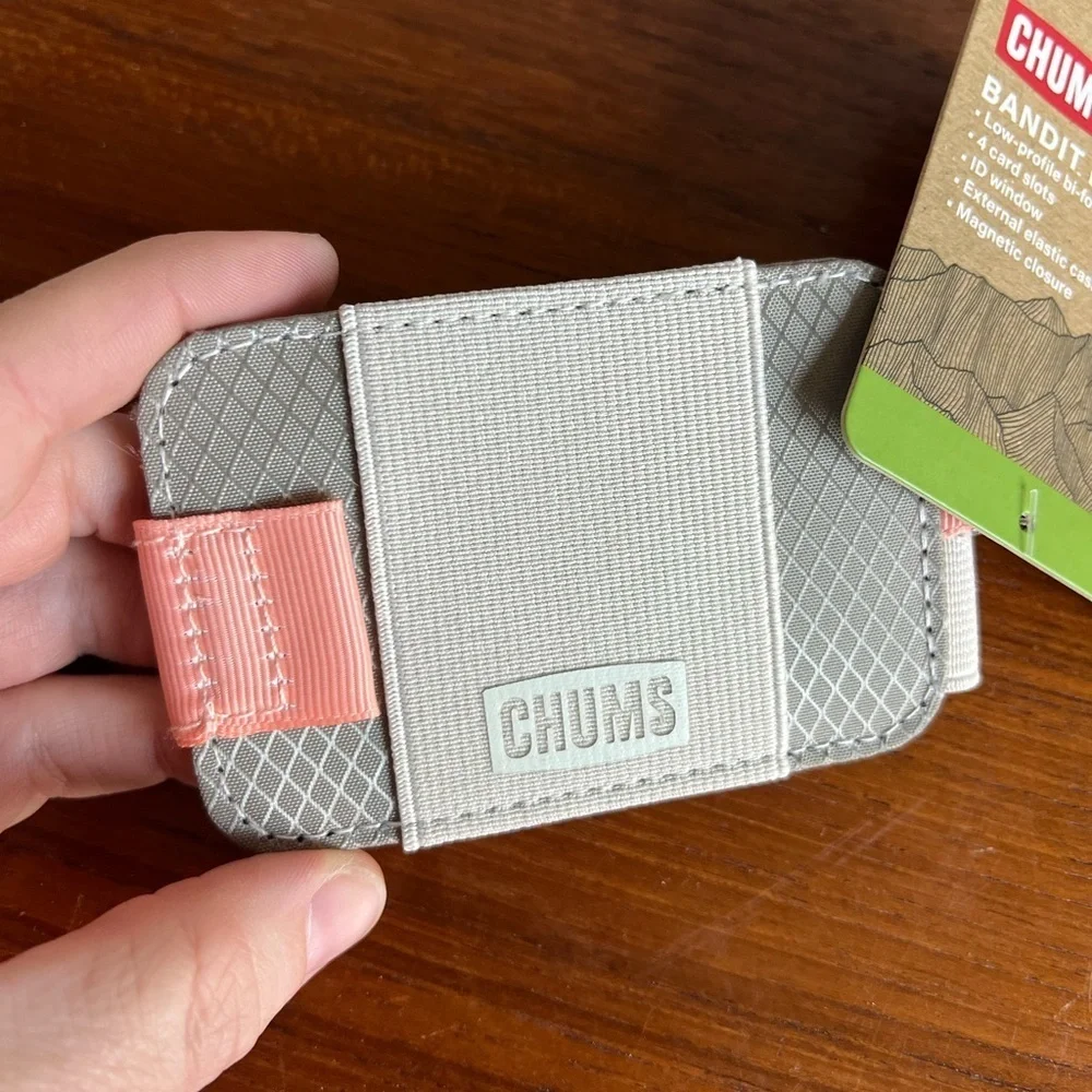 CHUMS Bandit Bi-Fold RFID Wallet | Slim Nylon EDC | New with Tags pink gray
